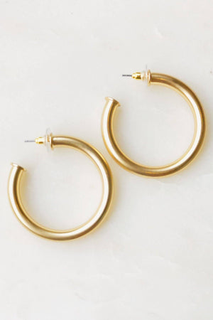 Upper Class Taste Hoop Earrings: Silver / Big - Posh & Cozy