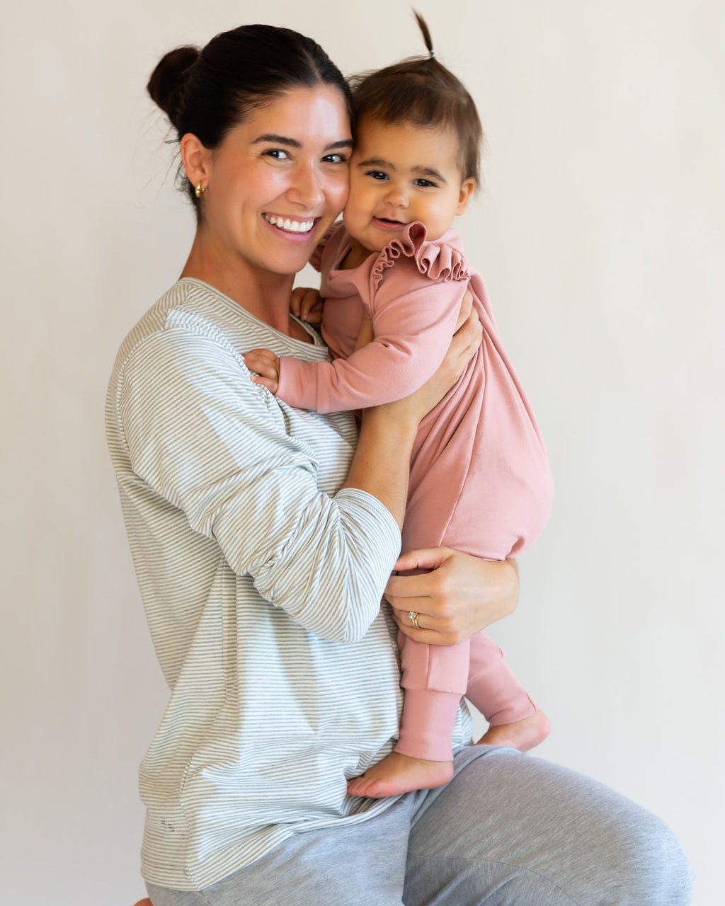 Basic Women's Pullover Shirt