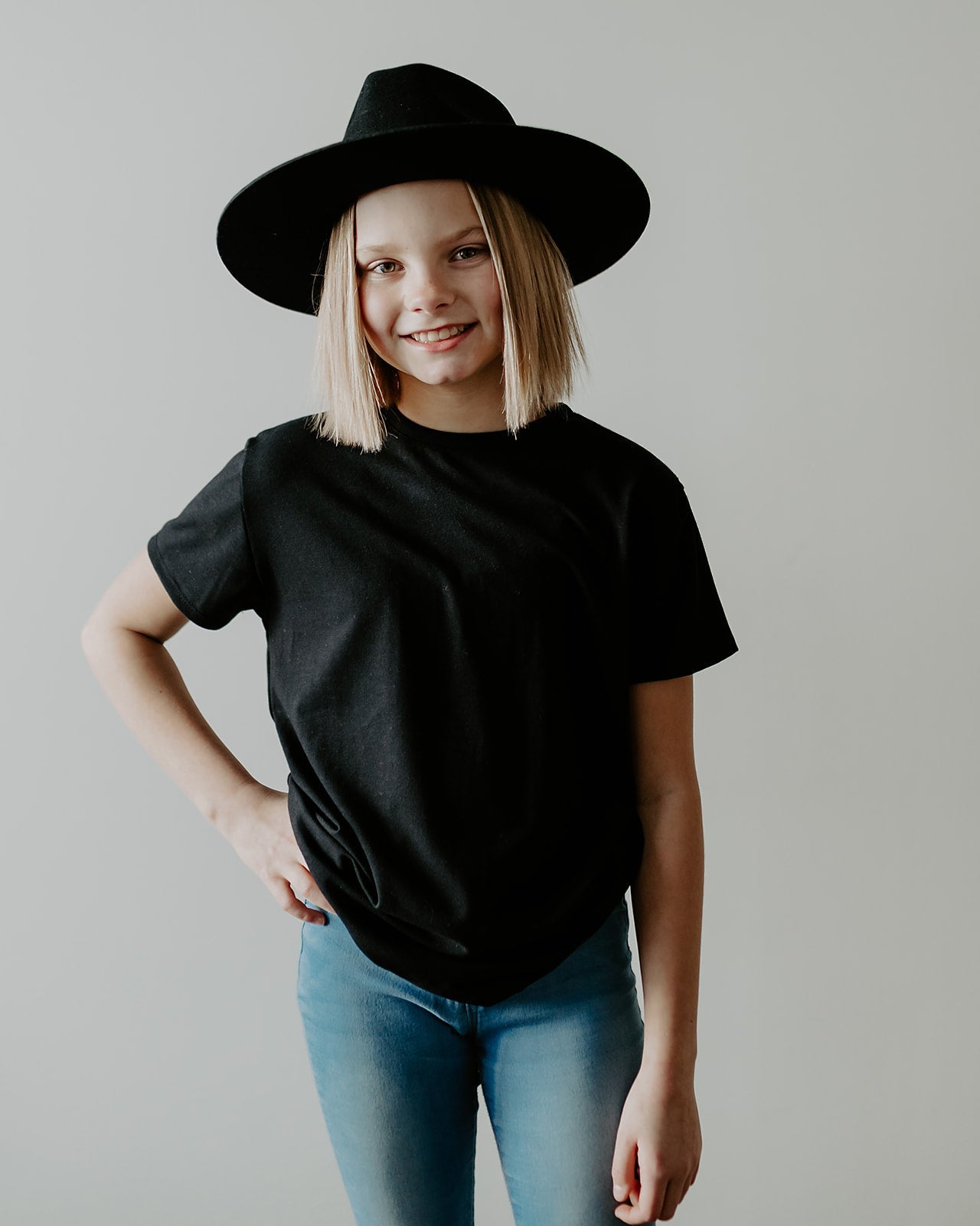 Basic Tee Shirt Youth - Posh & Cozy