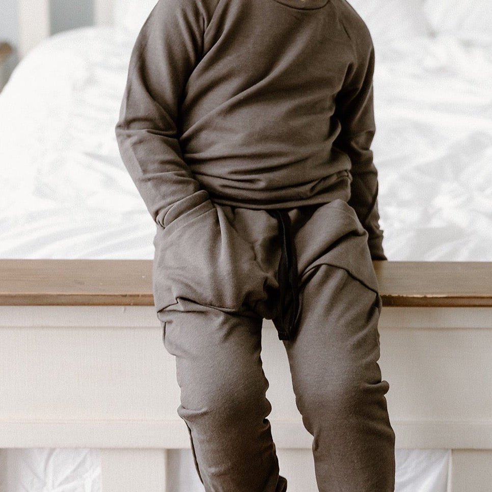 SALE! Youth Solid Pocket Joggers - Posh & Cozy