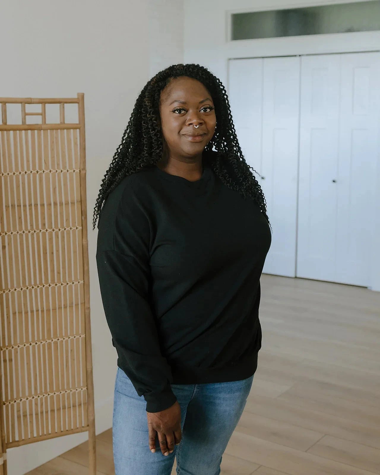 Basic Women's Crewneck